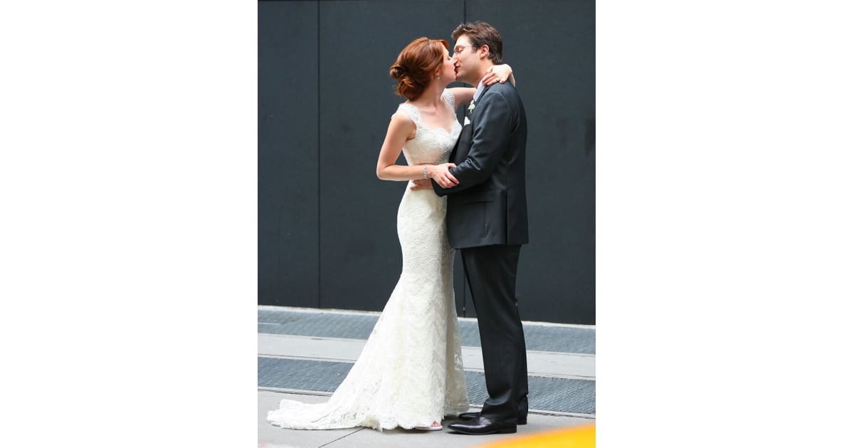 Ellie Kemper and husband Michael Korman kissed. Ellie Kemper Wedding