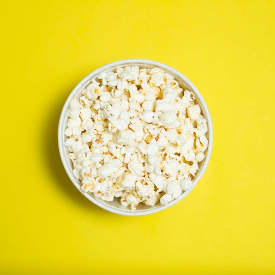 How to Get Burned Popcorn Smell Out of a Microwave