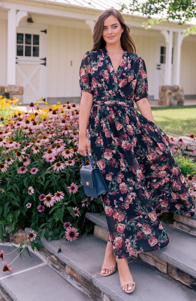 Best Maxi Dresses For Petites