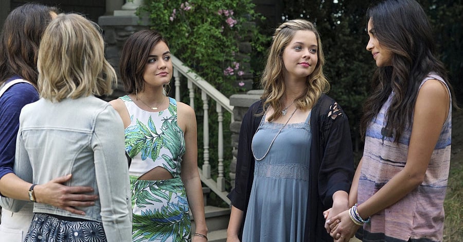 Pretty Little Liars knows what it's like to be a teen girl better than any  other show on TV - Vox