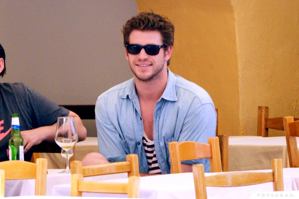 Liam Hemsworth on Vacation in Italy | Pictures