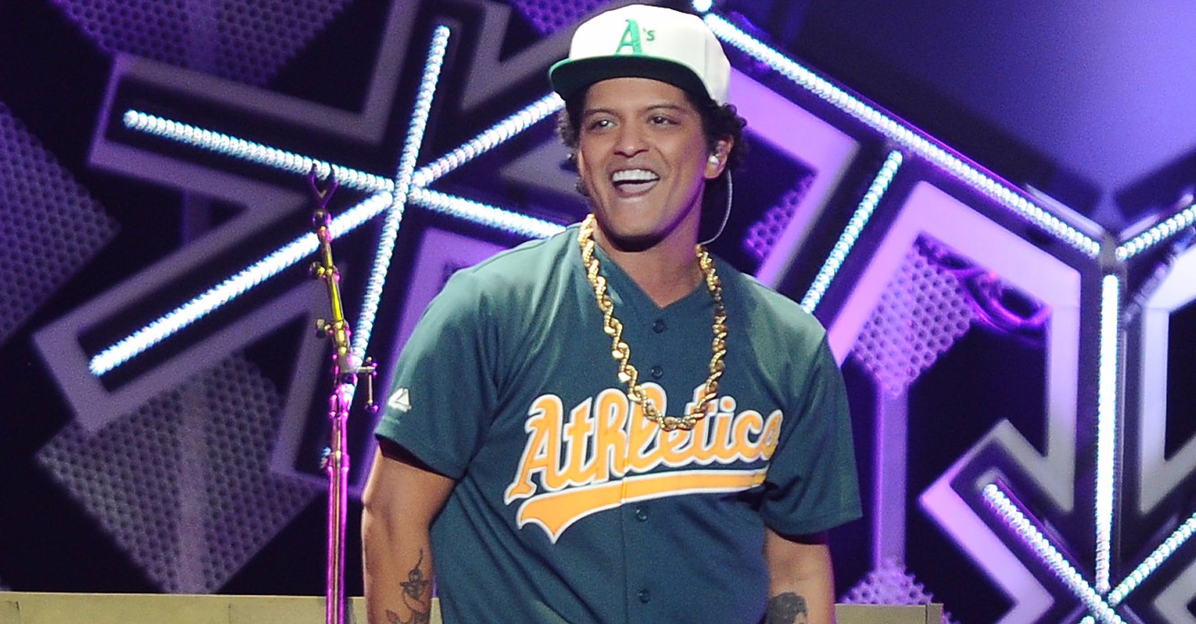 Bruno Mars Best Moments in 2017 POPSUGAR Celebrity