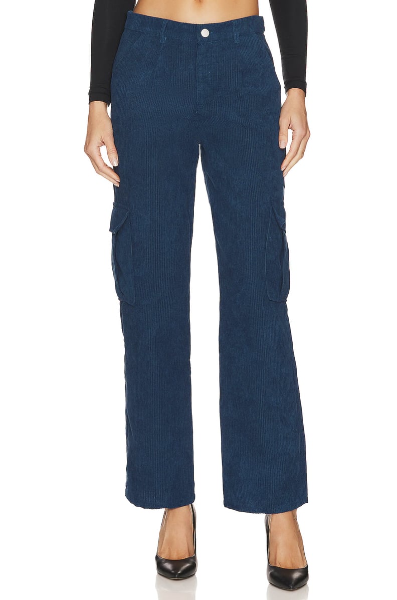 最好的灯芯绒裤:Superdown柳树货物裤子