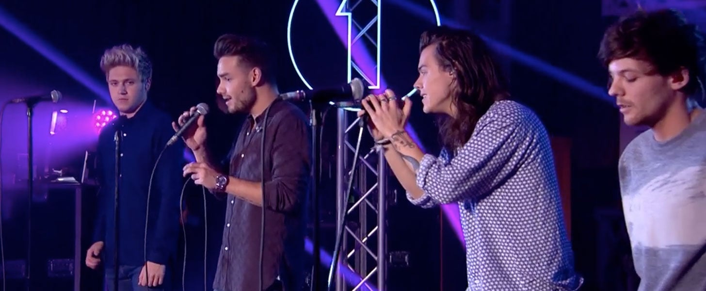 One Direction Sings Rihanna and Natalie Imbruglia | PS Entertainment