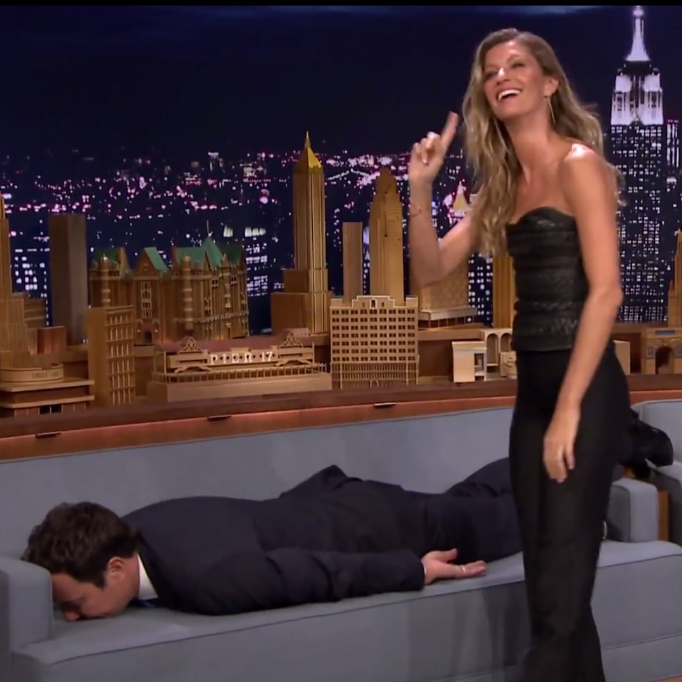 Gisele Bundchen Planks On Jimmy Fallon Popsugar Fitness