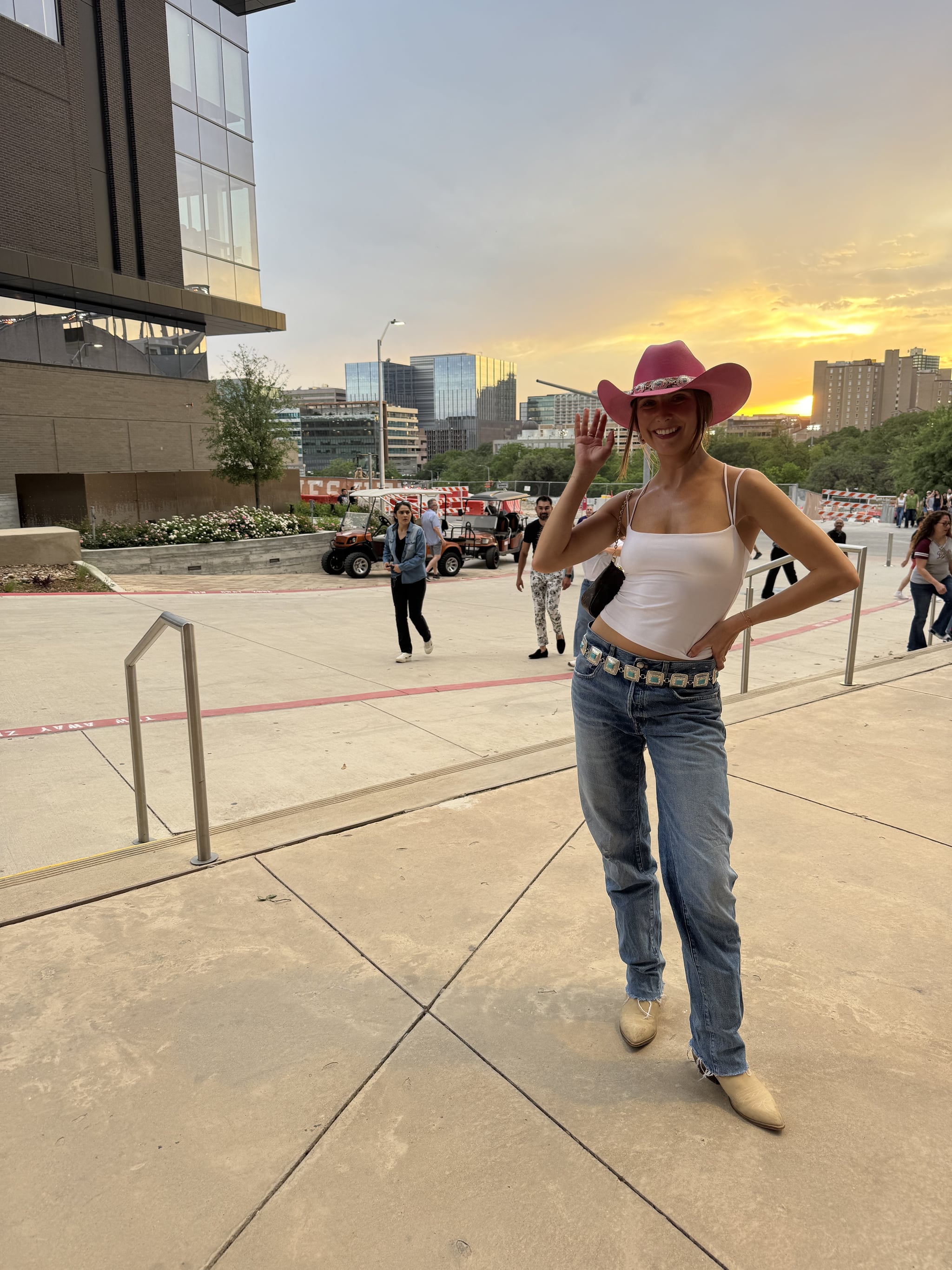 Women wearing low-rise jeans.