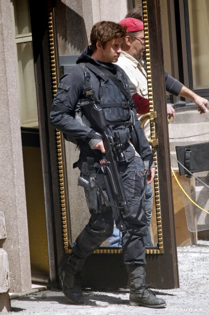 Hemsworth jumped into Gale's combat uniform.