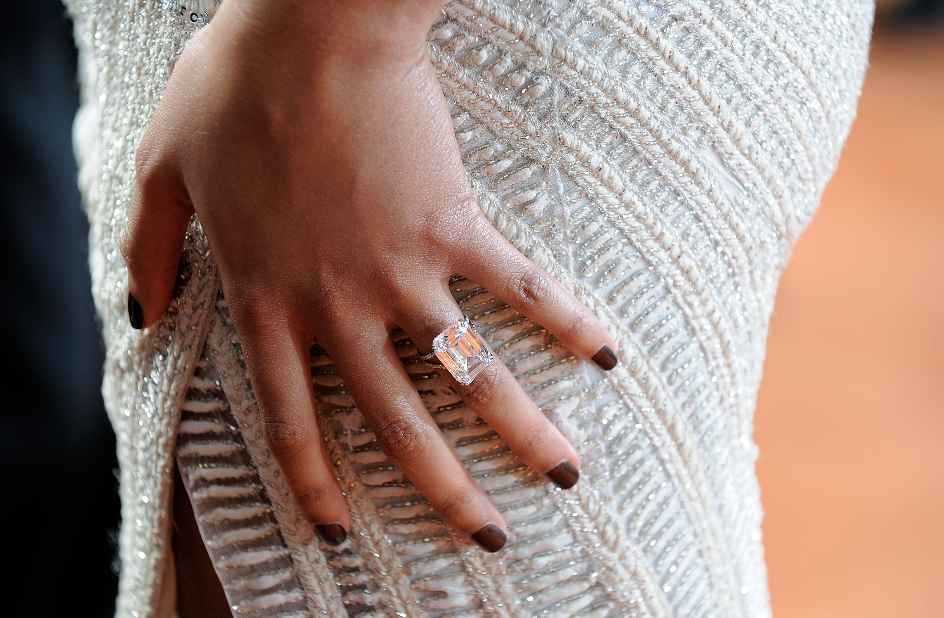 Beyonce 18 carat ring top