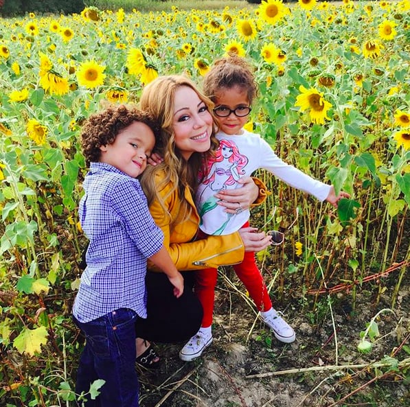 Mariah Carey Carves Pumpkins With Her Kids 2015