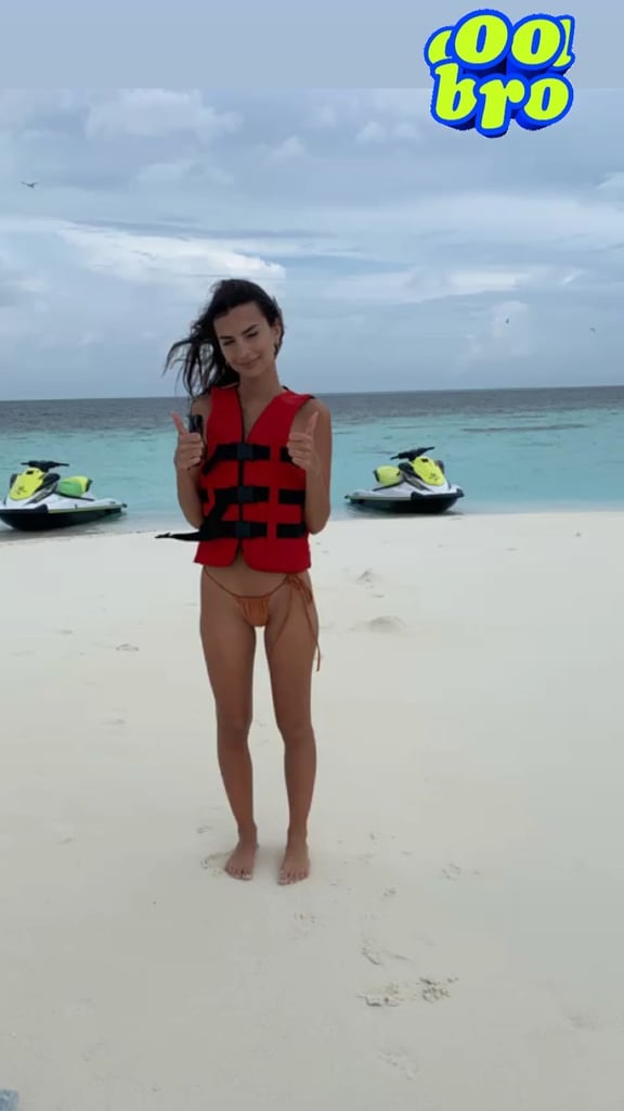 See Emily Ratajkowskis Sexy Swimsuit Style In The Maldives Popsugar 