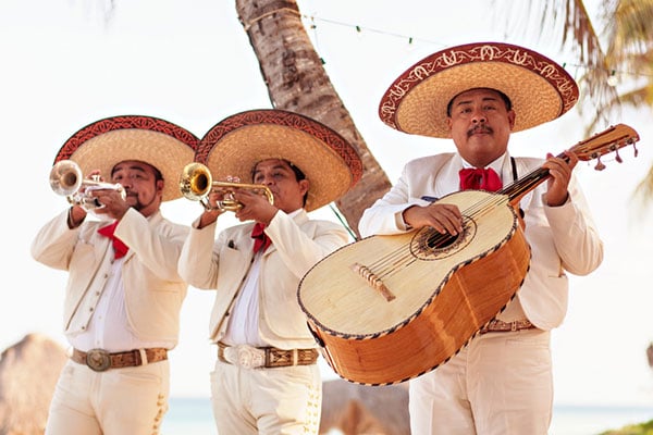 No Latin-inspired wedding is complete without a romantic mariachi band serenade.