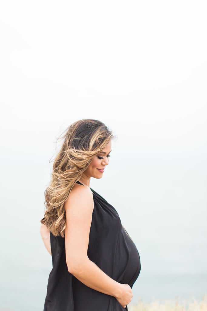 Beautiful Beachside Maternity Photo Shoot