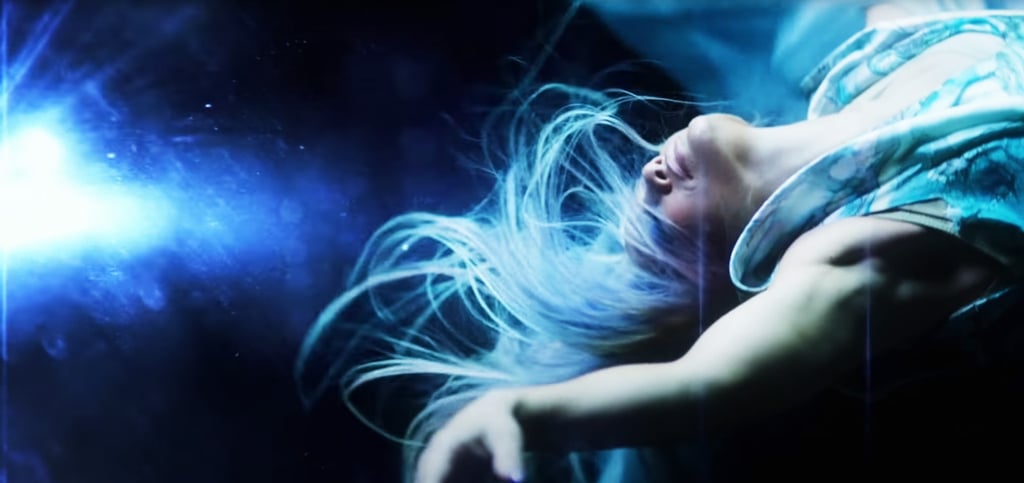 She Floats in a Whimsical Iris Van Herpen Dress She Floats in a Whimsical Iris Van Herpen Dress