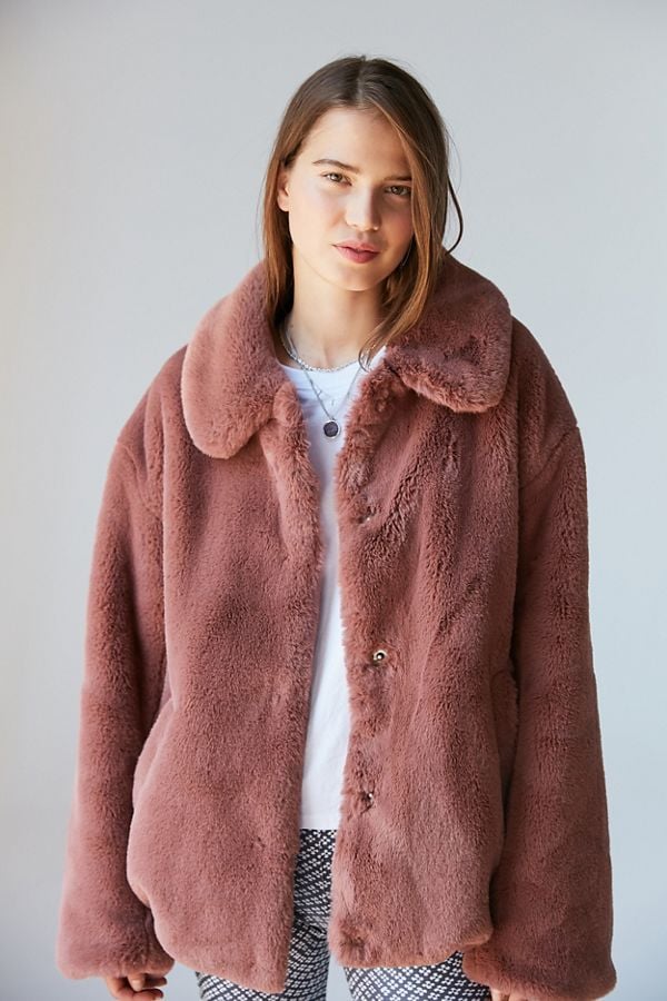 hollister oversized faux fur coat