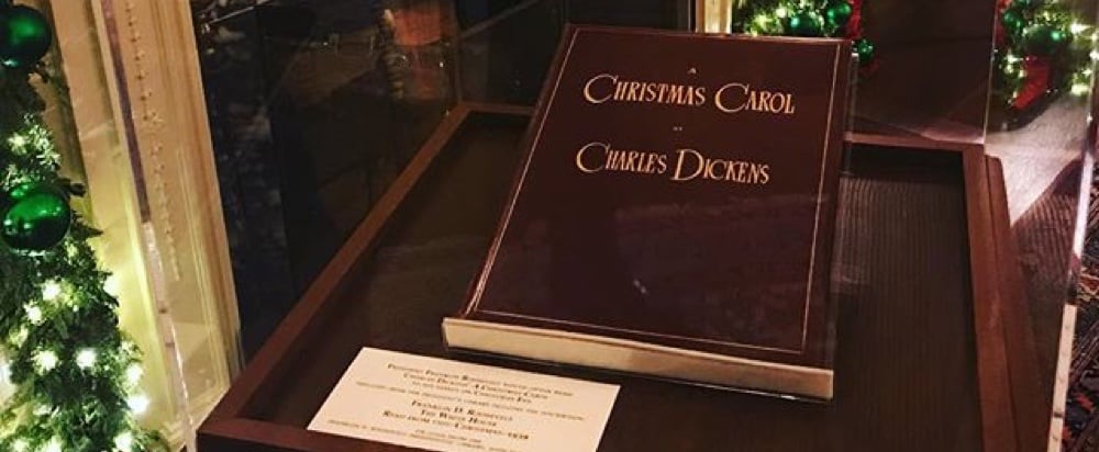 Sean Spicer's Christmas Carol Songs Instagram December 2017