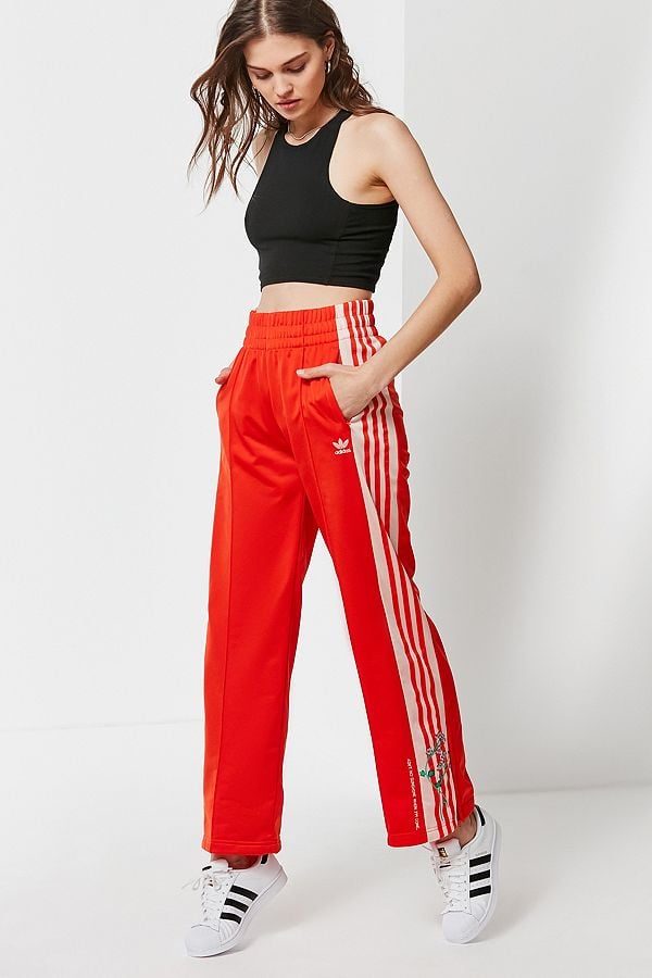maravilloso Independencia Formular Adidas Originals Embroidered Floral Track Pant | 33 Stylish Track Pants  That Will Make You Say, "Why Did I Ever Wear Jeans?" | POPSUGAR Fashion  Photo 7