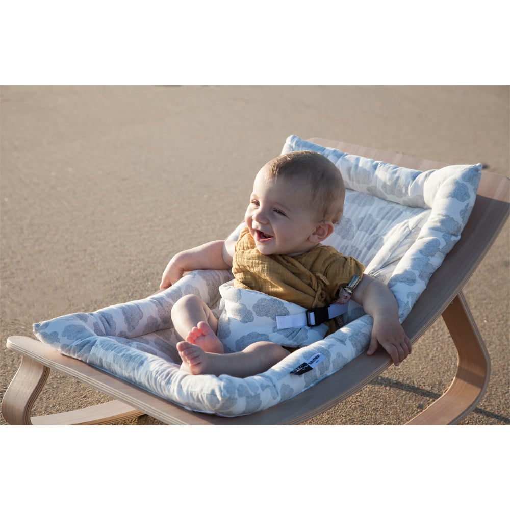 Levo oak baby bouncer hot sale