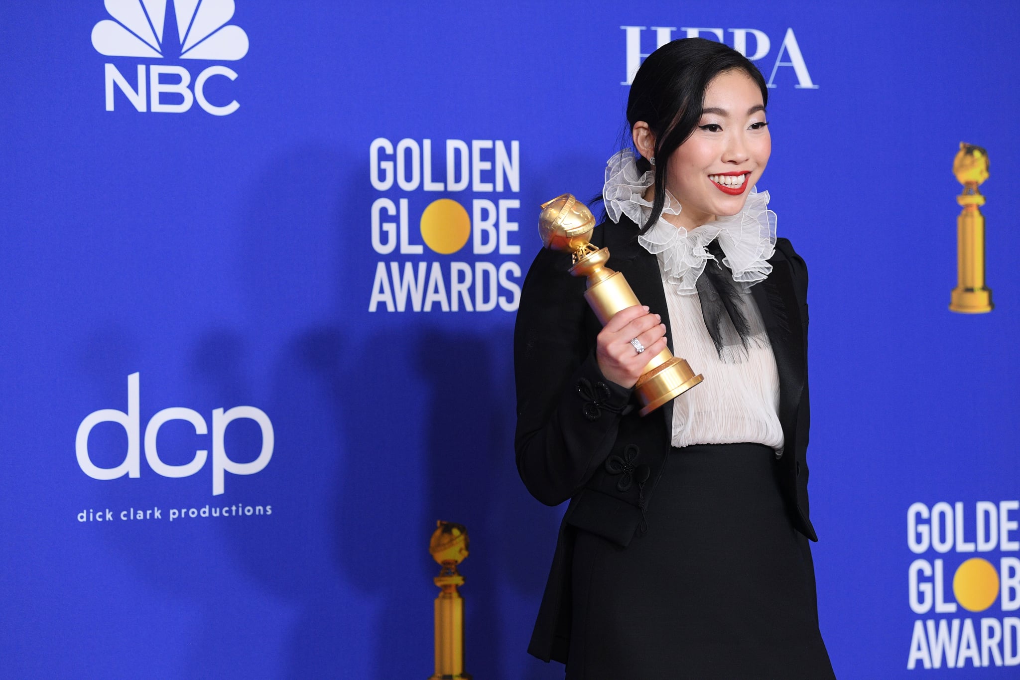 Awkwafina S Speech At The 2020 Golden Globes Video Popsugar Entertainment I've never been to the golden globes, so i'm here. speech at the 2020 golden globes video