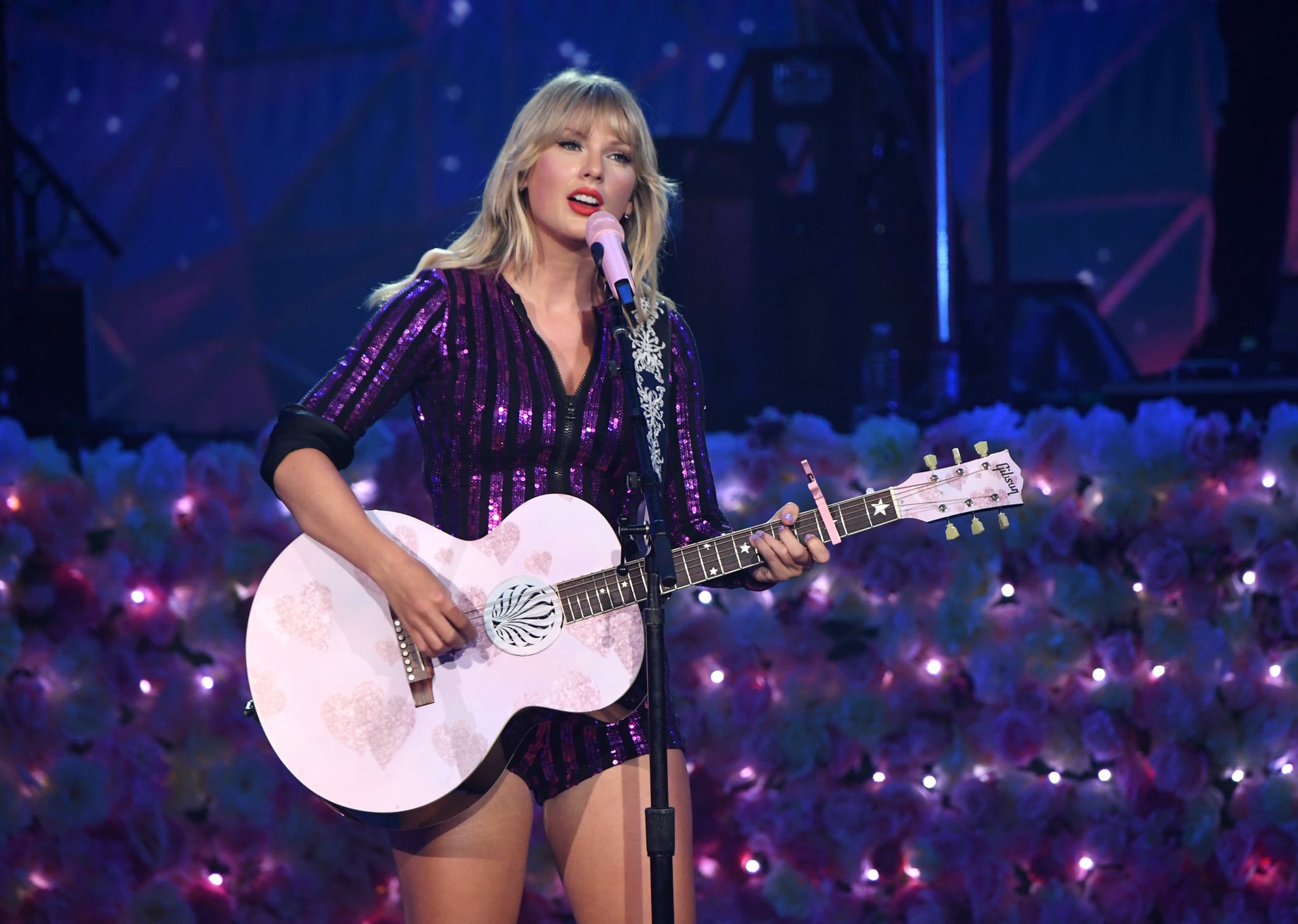 NEW YORK, NEW YORK - JULY 10: Taylor Swift performs onstage as Taylor Swift, Dua Lipa, SZA and Becky G perform at The Prime Day concert, presented by Amazon Music at on July 10, 2019 at Hammerstein Ballroom in New York City. (Photo by Kevin Mazur/Getty Images for Amazon )