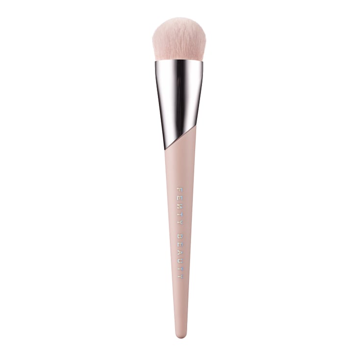 Fenty Beauty by Rihanna Full-Bodied Foundation Brush 110 | Fenty Beauty