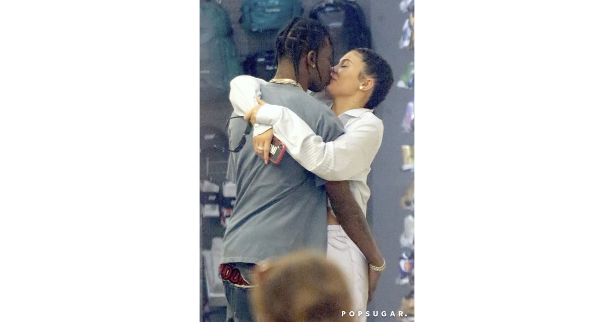 Kylie Jenner And Travis Scott Kissing In Nyc May 2018 Popsugar