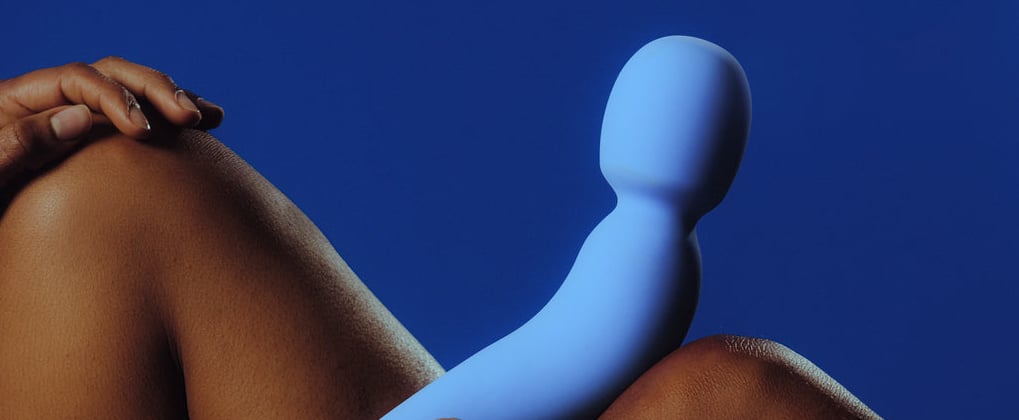 Best Sex Toys For Lesbians: Vibrators, Dildos, and Strap-Ons