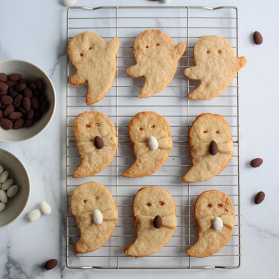 These Shortbread Ghost Cookies Are So Cute For Halloween