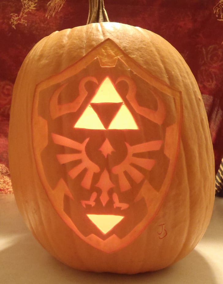 Hylian Shield From Zelda Pumpkin Geeky Pumpkins POPSUGAR Tech Photo 13 hylian-shield-from-zelda-pumpkin-geeky-pumpkins-popsugar-tech-photo-13