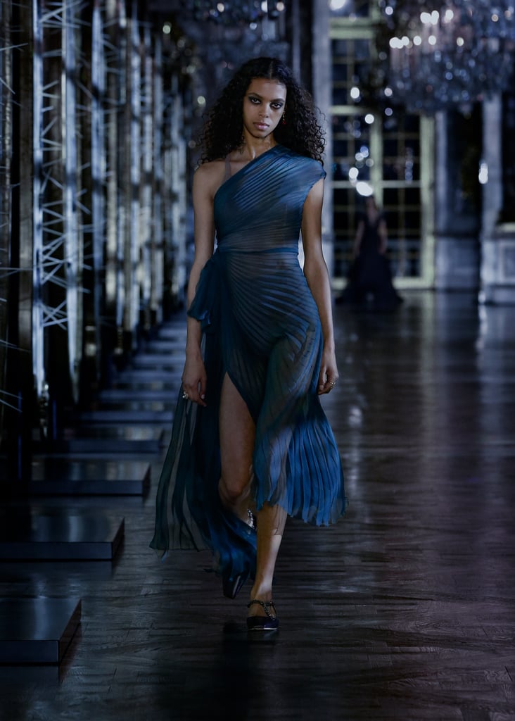 Dior Fall/Winter 2021 Fashion Show Photos and Review