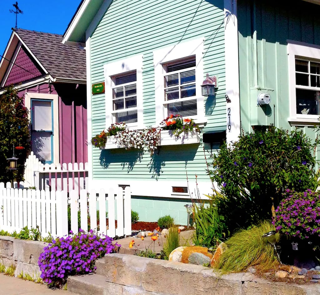 Bright Beach Cottage in Pacific Grove, California Best Beach House