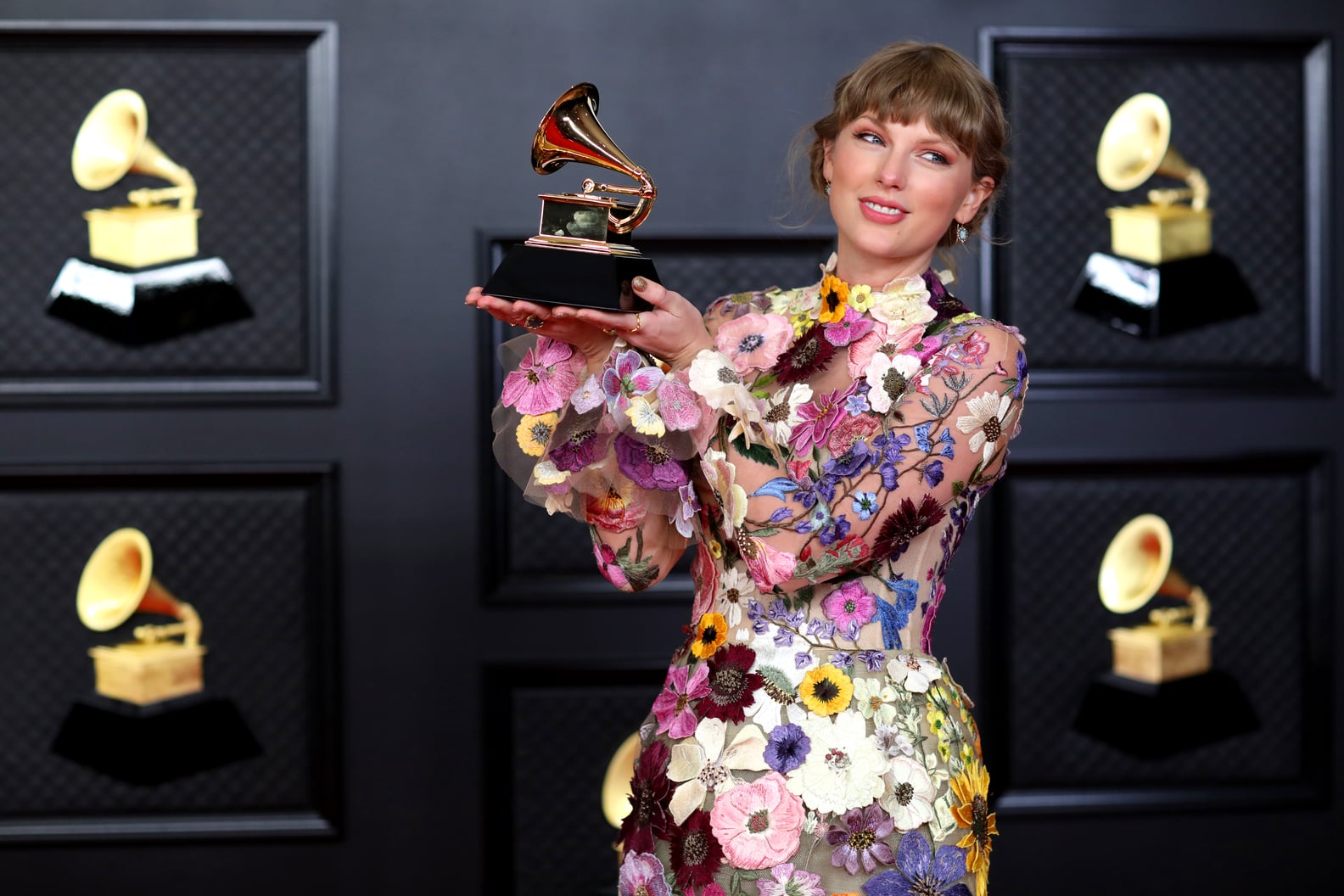 How Many Grammys Does Taylor Swift Have? | PS Entertainment