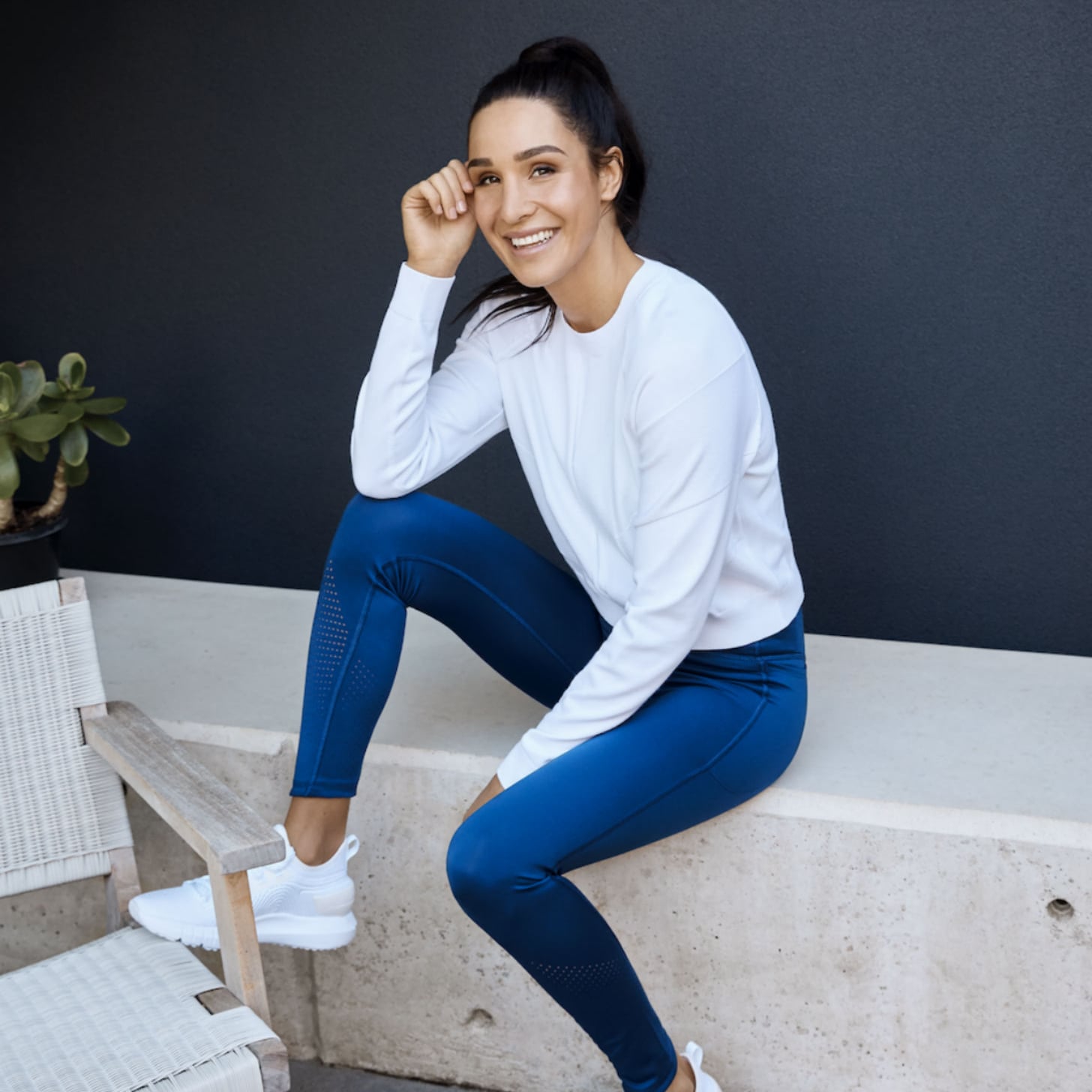 Kayla Itsines S At Home Full Body Bbg Beginner Workout Popsugar Fitness
