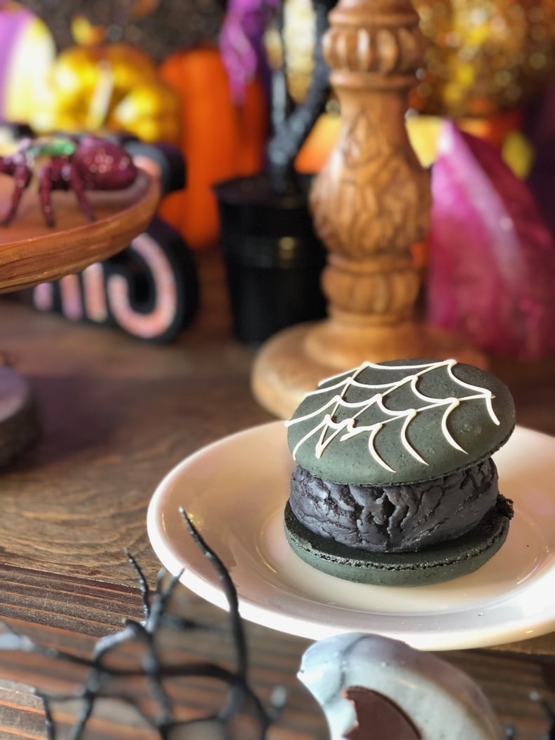 Spider Silk Macaron Sandwich