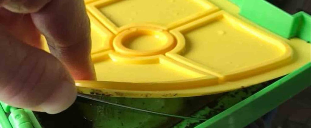 This Mom's PSA About Buying Lunch Boxes You Can Clean Is a Much-Needed Reminder For Parents