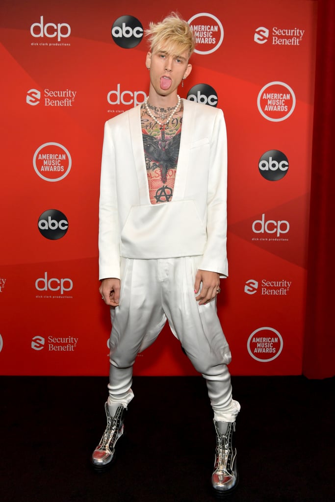 Machine Gun Kelly at the 2020 American Music Awards