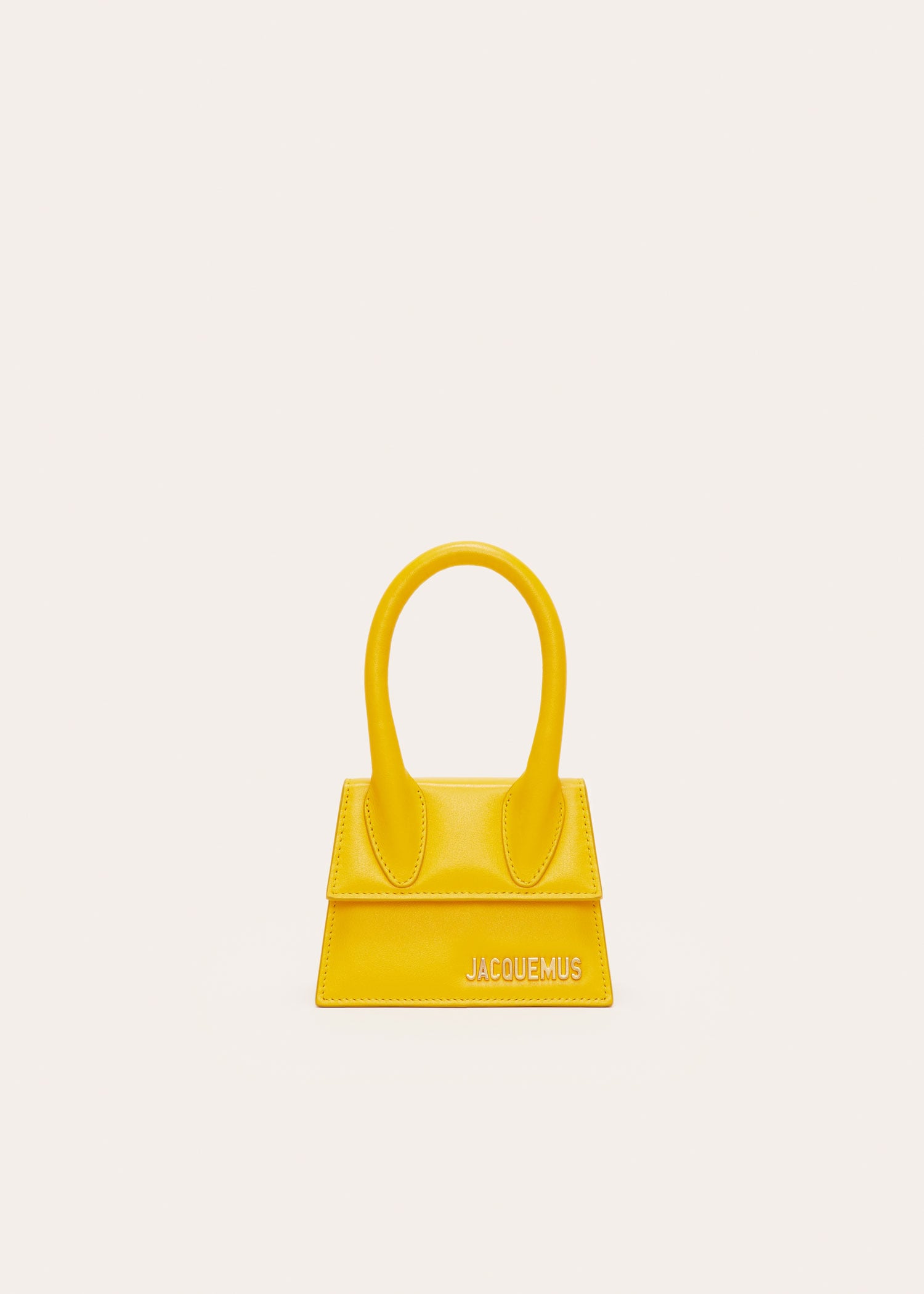 Influencer favourites: a closer look at the Jacquemus Le Chiquito bag