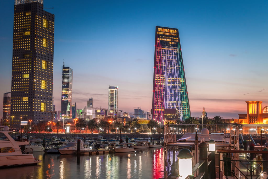 تخفضات على رحلات طيران الإمارات Popsugar Middle East Smart Living