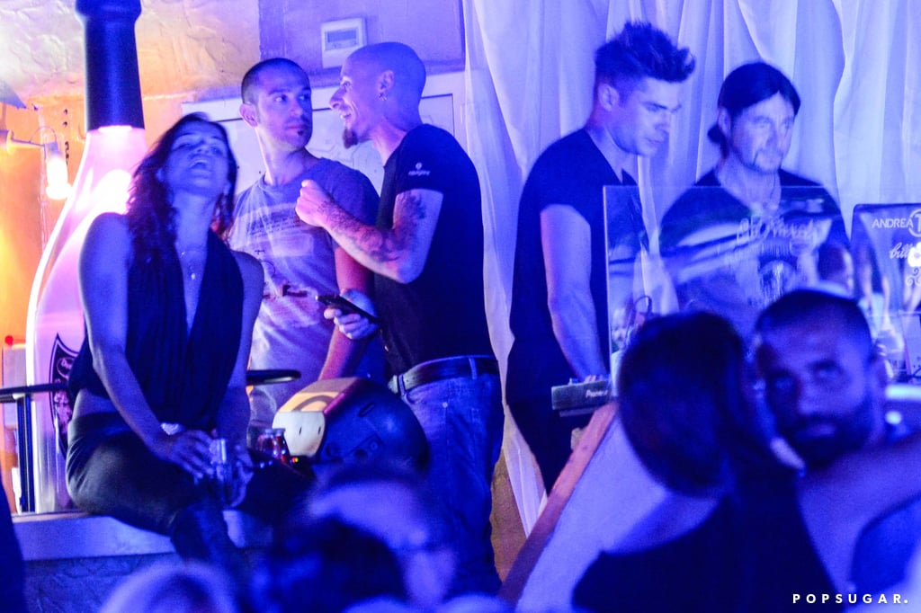 Zac Efron and Michelle Rodriguez Kissing in Italy