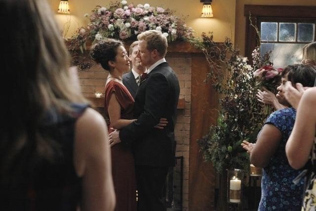 Cristina And Owen Best Greys Anatomy Weddings Popsugar 