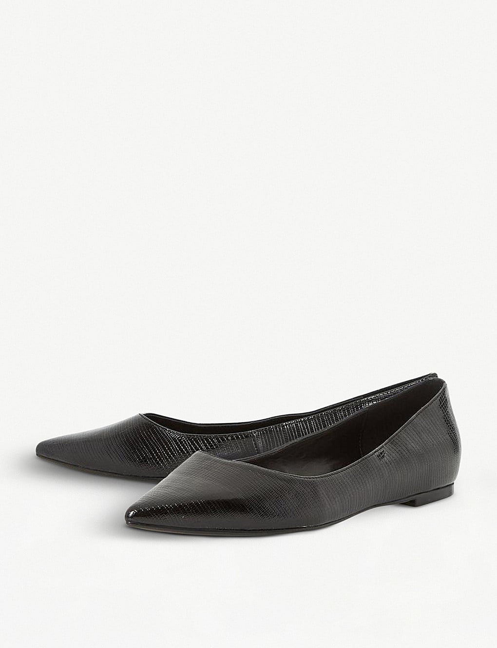 Dune pointed flats top