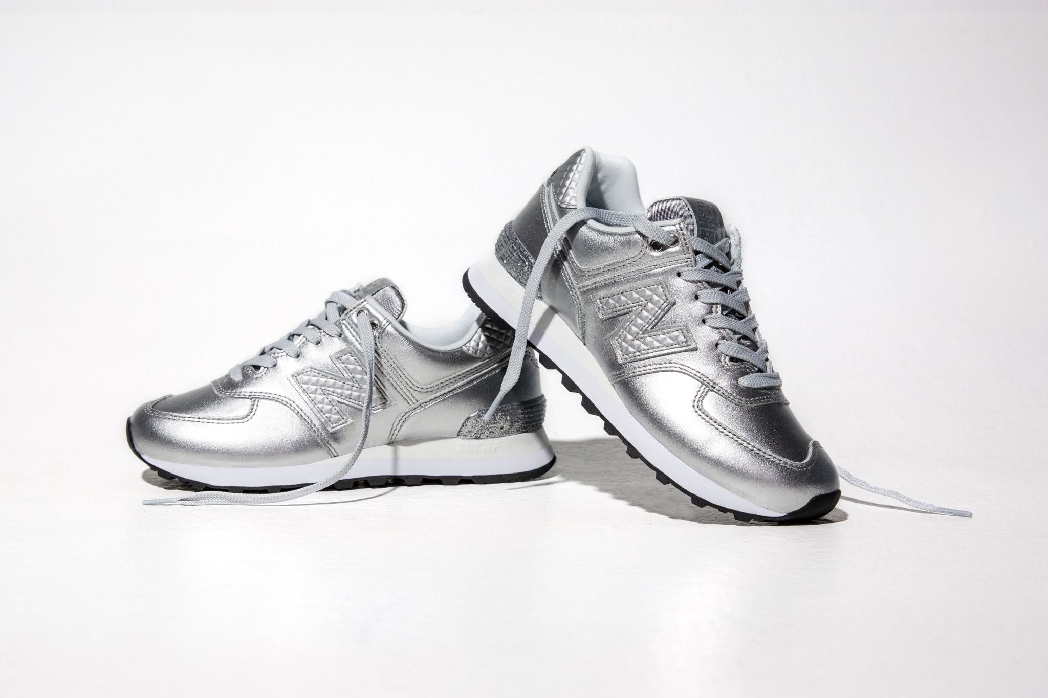 metallic new balance shoes