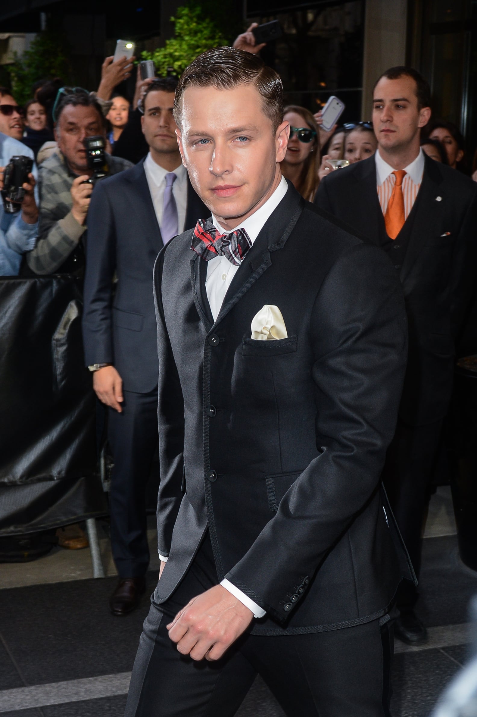 Hot Pictures of Josh Dallas | PS Celebrity
