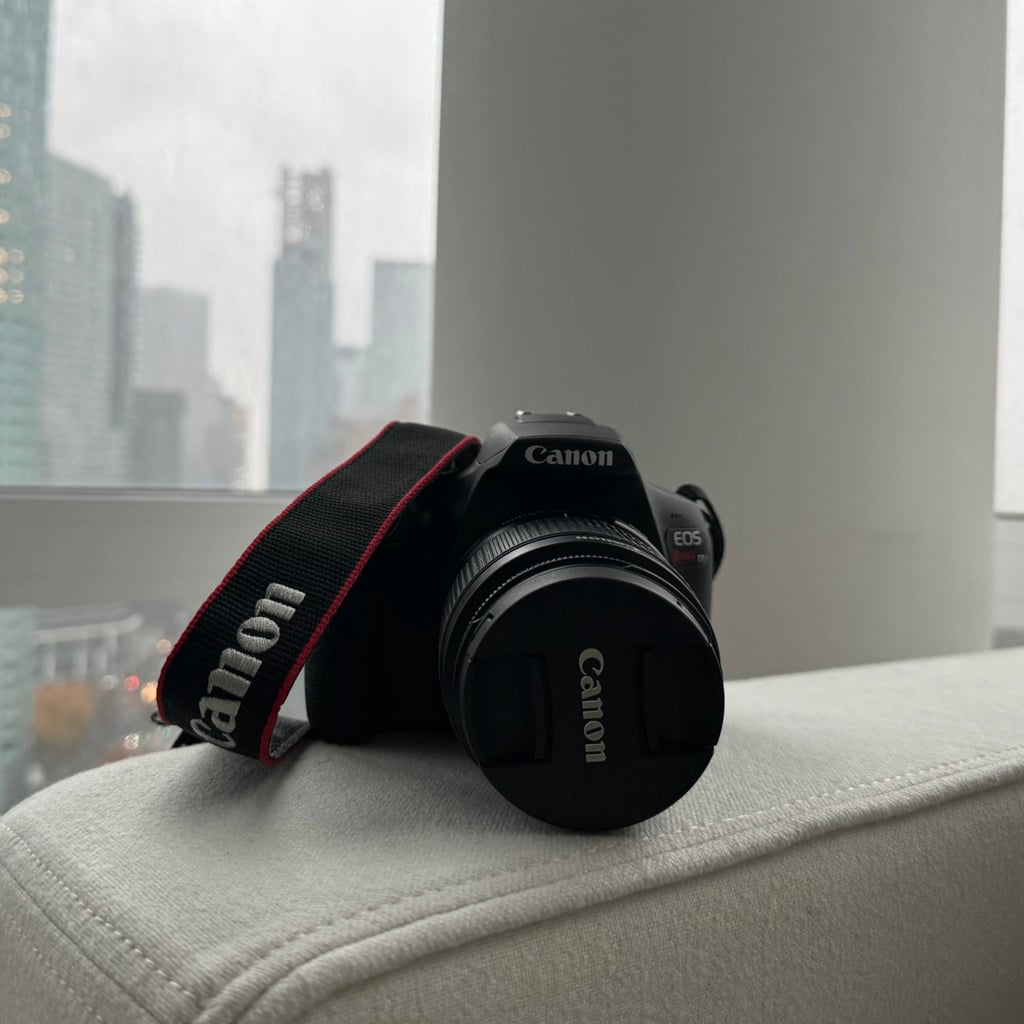This Budget-Friendly Canon Camera Is a Great Gift For Beginners