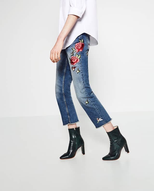 Jeans bordado deals flores zara