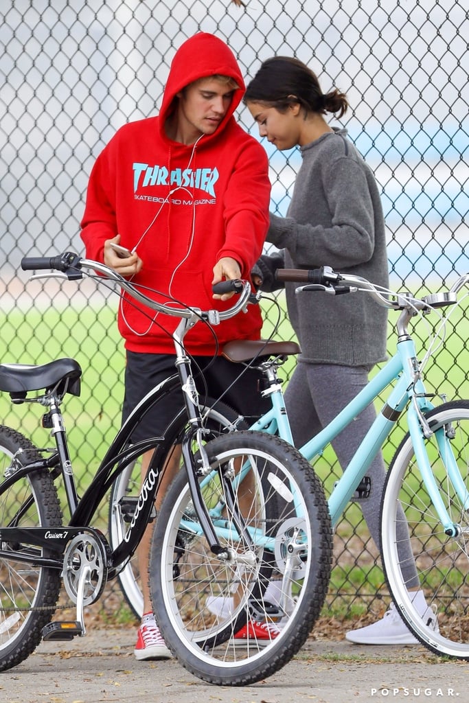 November: She Got Back Together With Justin Bieber