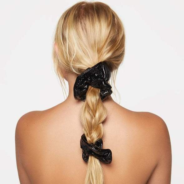 Justine Marjan x Kitsch Plain Patent Scrunchie 2-Piece Set in Black