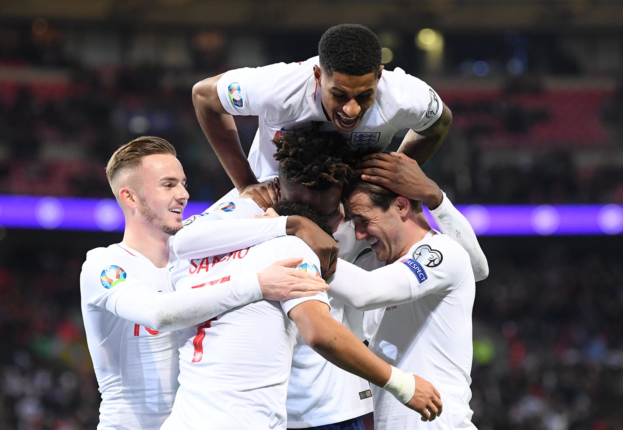 LONDON, ENGLAND - NOVEMBER 14: Tammy Abraham of England celebrates after scoring his sides seventh goal with team mates during the UEFA Euro 2020 qualifier between England and Montenegro at Wembley Stadium on November 14, 2019 in London, England. (Photo by Michael Regan/Getty Images)