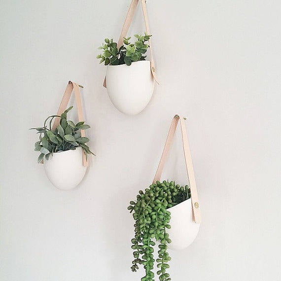 Set of 3 Spora With Leather Porcelain Hanging Planters