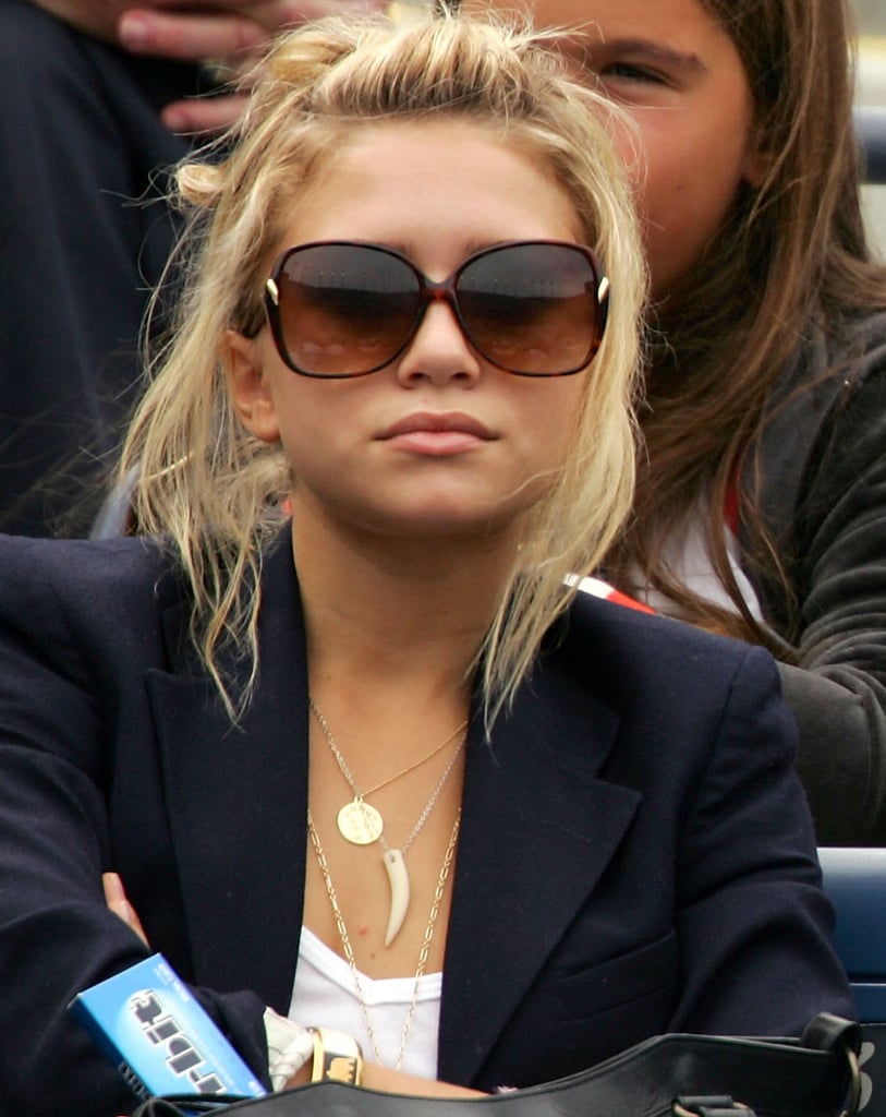 Ashley attended the US Open in 2004 rocking the look with layered necklaces and a blazer.