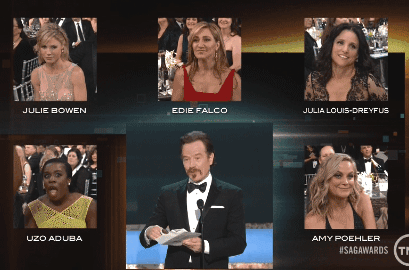 Uzo Aduba Winning at the SAG Awards 2015 | GIF and Photos
